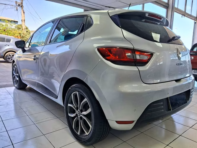 RENAULT CLIO IV 09 HB AUTHENTIQUE E6 F2 MT 2021