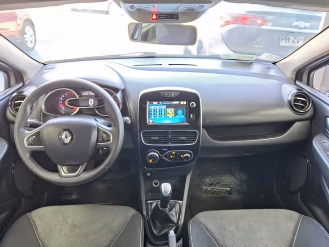 RENAULT CLIO IV 09 HB AUTHENTIQUE E6 F2 MT 2021