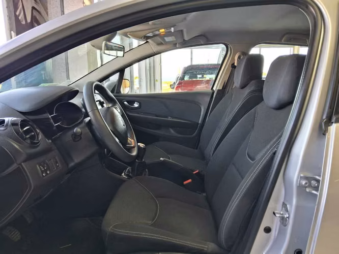 RENAULT CLIO IV 09 HB AUTHENTIQUE E6 F2 MT 2021