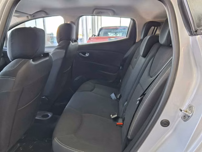 RENAULT CLIO IV 09 HB AUTHENTIQUE E6 F2 MT 2021