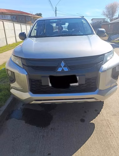 Se vende Camioneta Mitsubishi L200