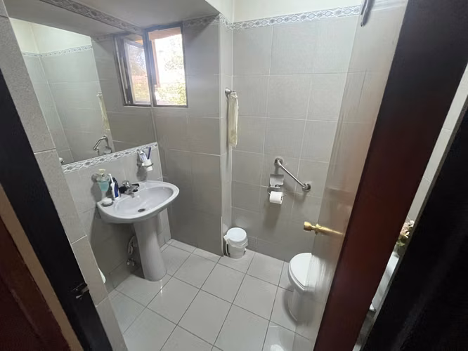 Arrienda casa uso habitacional-Comercial La Cisterna