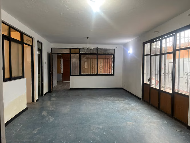 Venta casa sólida ideal inversión terreno 420 M2 Arica - Imagen 7