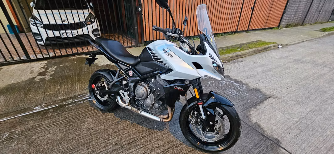 Triumph Tiger Sport 660,  Km.
