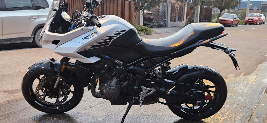 Triumph Tiger Sport 660,  Km.