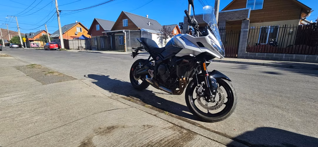 Triumph Tiger Sport 660,  Km.