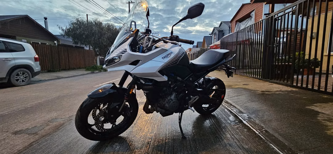Triumph Tiger Sport 660,  Km.