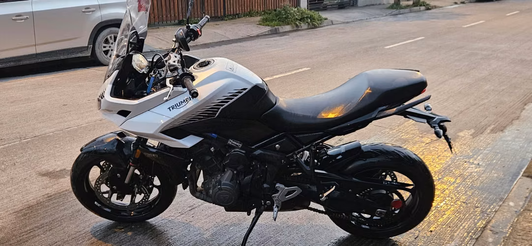 Triumph Tiger Sport 660,  Km.