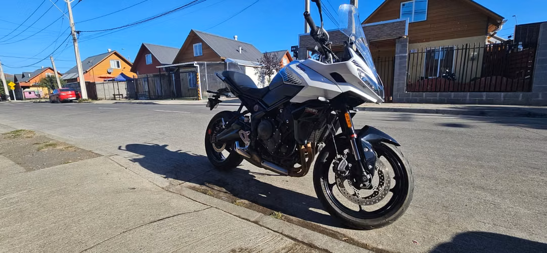 Triumph Tiger Sport 660,  Km.