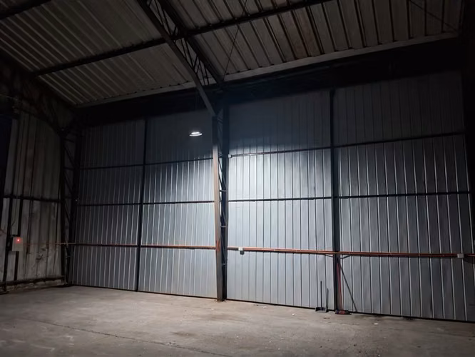 EN ARRIENDO BODEGA 425M2-MAIPÚ-CAMINO MELIPILLA-C-.LONQUEN