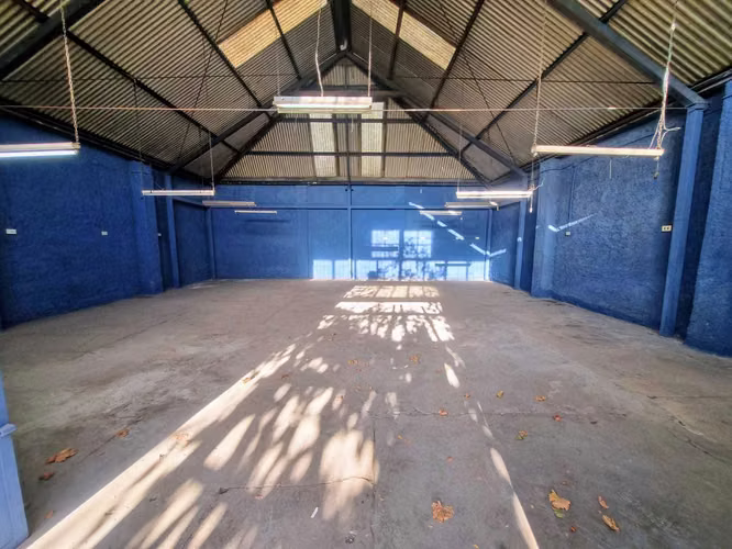 Galpón taller inof/bodega 100 M2, Patio 300 mt2 (181175)