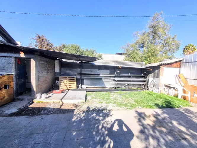 Galpón taller inof/bodega 100 M2, Patio 300 mt2 (181175)