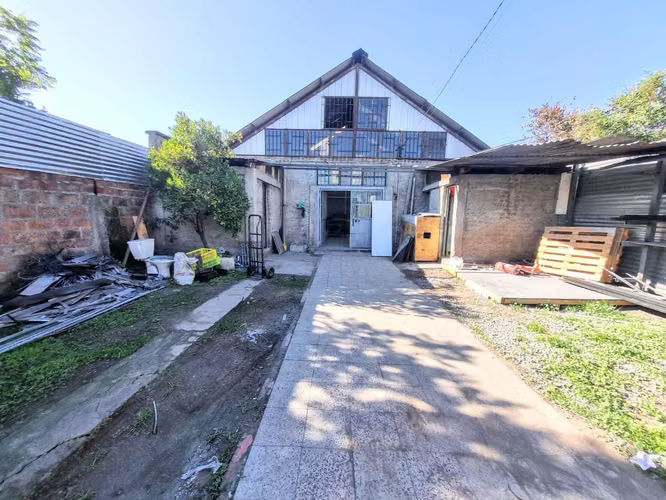 Galpón taller inof/bodega 100 M2, Patio 300 mt2 (181175)