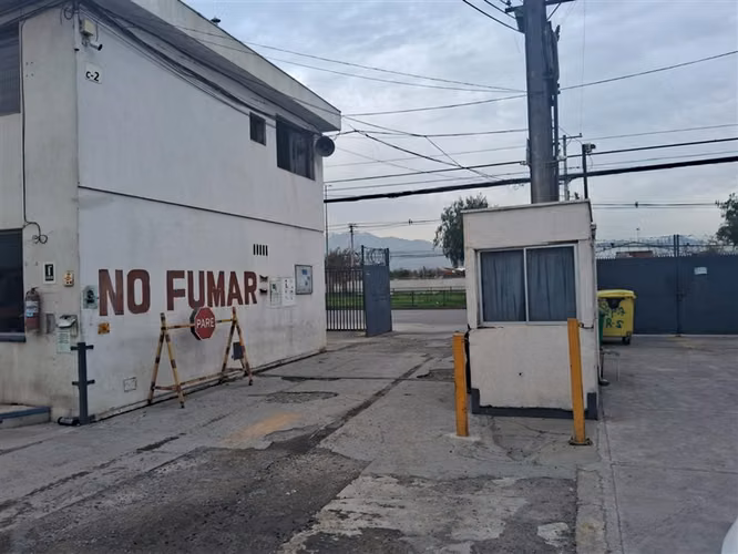 EN ARRIENDO BODEGA 160M2-CERRILLOS-METRO CERRILLOS
