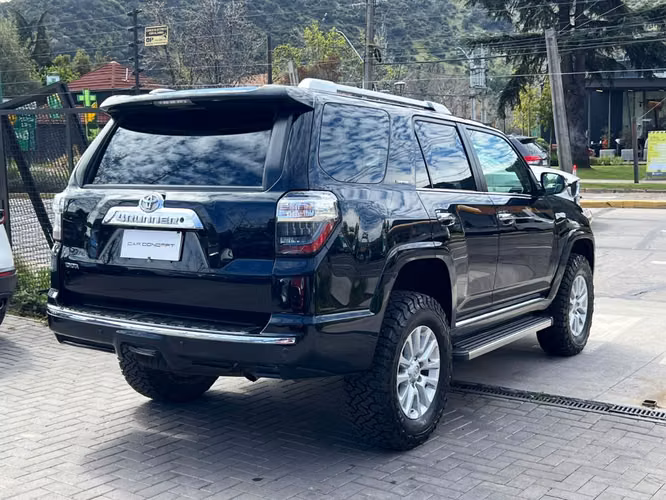 TOYOTA 4 RUNNER LIMITED 4X4  2021 - Imagen 4