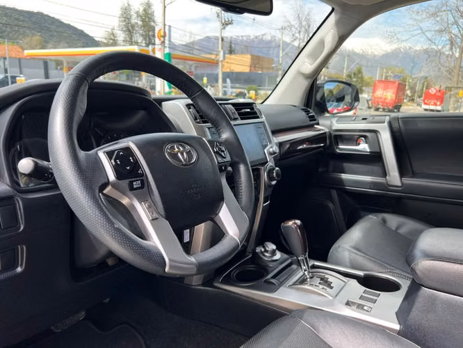 TOYOTA 4 RUNNER LIMITED 4X4  2021 - Imagen 10