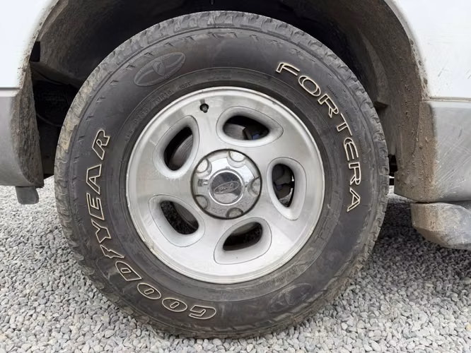 FORD EXPLORER SPORT 4.0 3P AT 2002 - Imagen 10