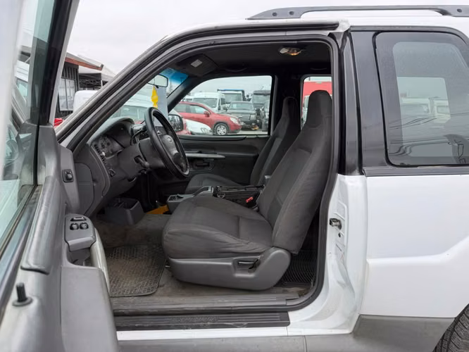 FORD EXPLORER SPORT 4.0 3P AT 2002 - Imagen 13