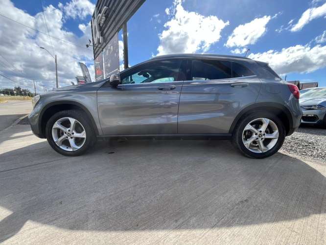 MERCEDES-BENZ GLA 200 1.6 AUT 2020