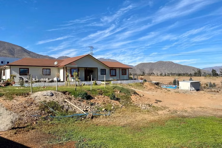 Casa parcela fundo loreto,  altovalsol, la serena