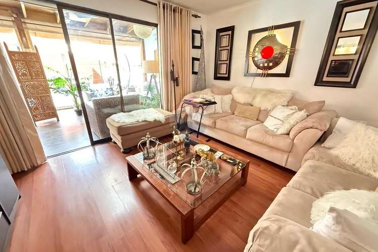 Hermosa casa en huechuraba 5d+4b piscina - Imagen 4