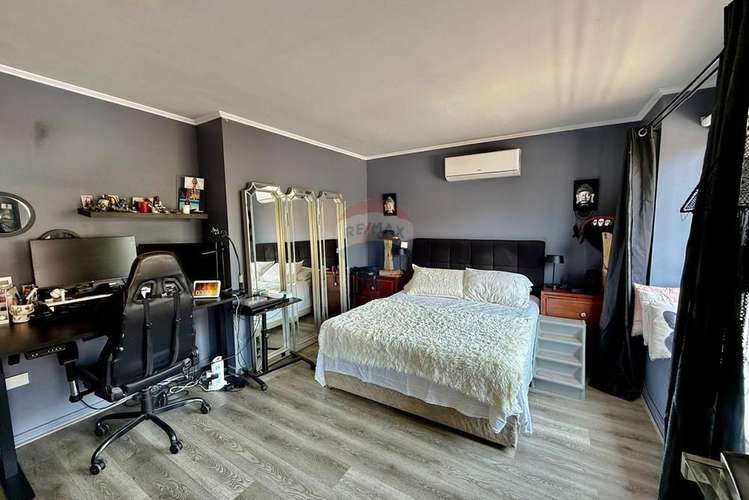 Hermosa casa en huechuraba 5d+4b piscina - Imagen 17
