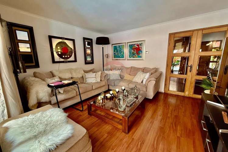Hermosa casa en huechuraba 5d+4b piscina - Imagen 5