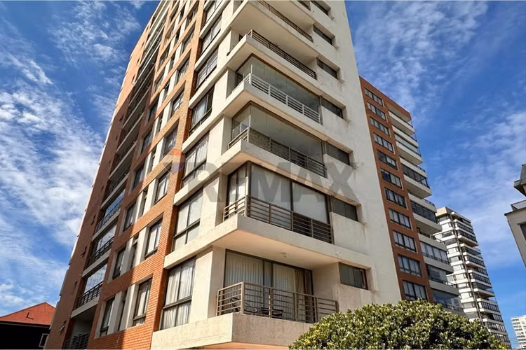 Exclusivo departamento en sector poniente