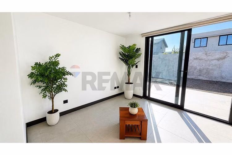 Arriendo casa en padre hurtado condominio