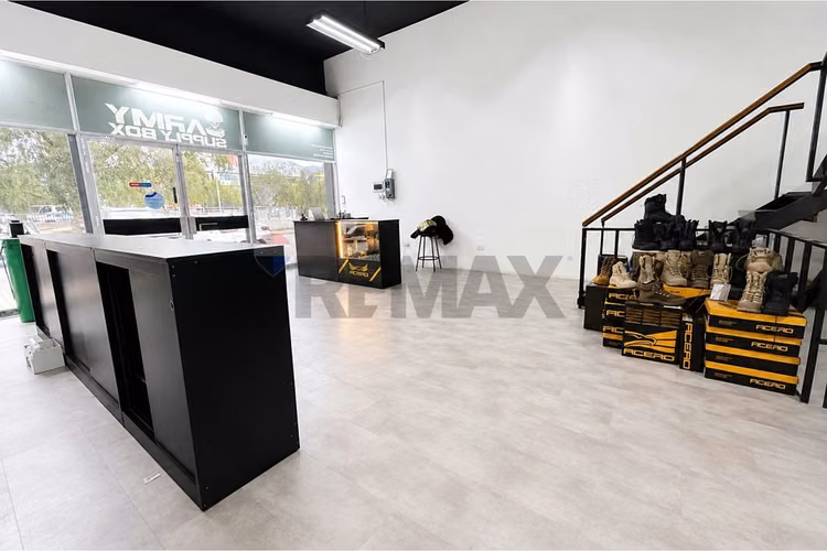 Amplio local comercial en ñuñoa