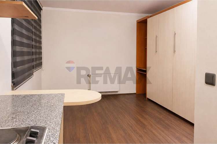 Arriendo studio | metro moneda dscto por 6 meses - Imagen 3