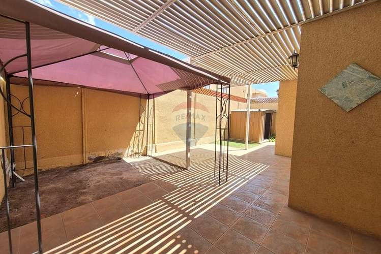 Hermosa casa en condominio