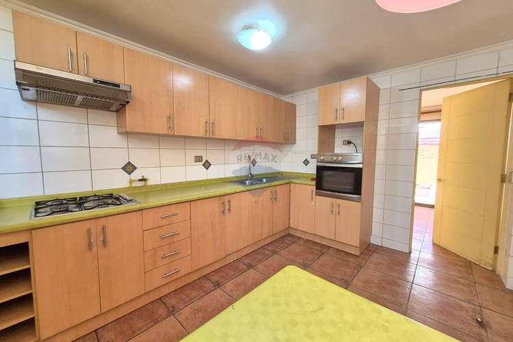 Hermosa casa en condominio