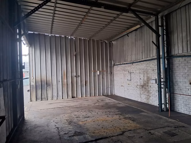 EN ARRIENDO BODEGA-TALLER 70M2-CERRILLOS-METRO CERRILLOS - Imagen 12