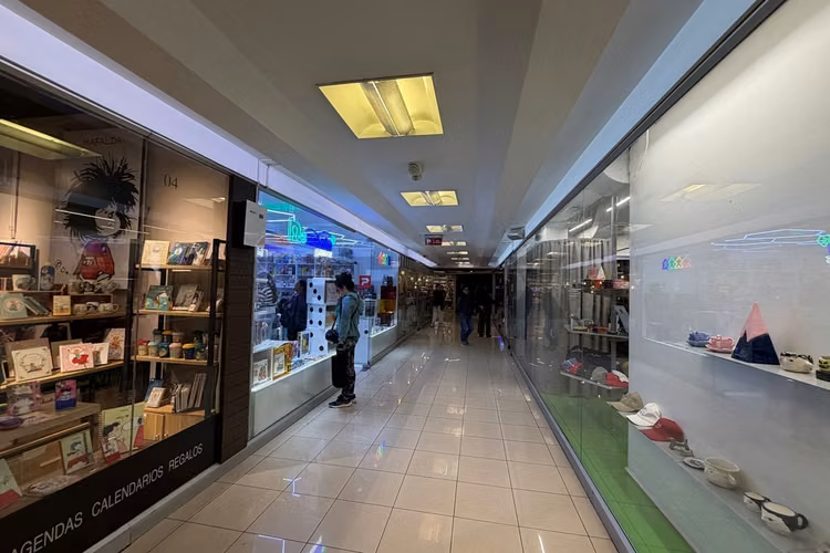 Oportunidad derecho a llaves de tienda - Imagen 15