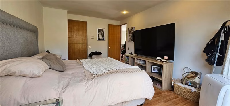 Casa en arriendo de 4 dorm. en Lo Barnechea