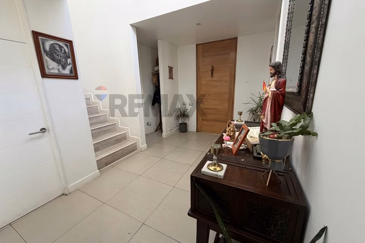 Hermosa casa en venta - chicureo norte - Imagen 2