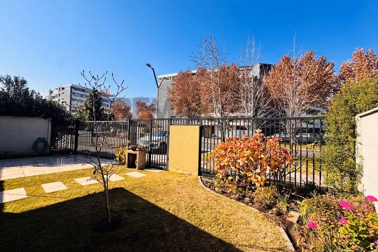 Condominio | 3d + escritorio + sala de estar - Imagen 4