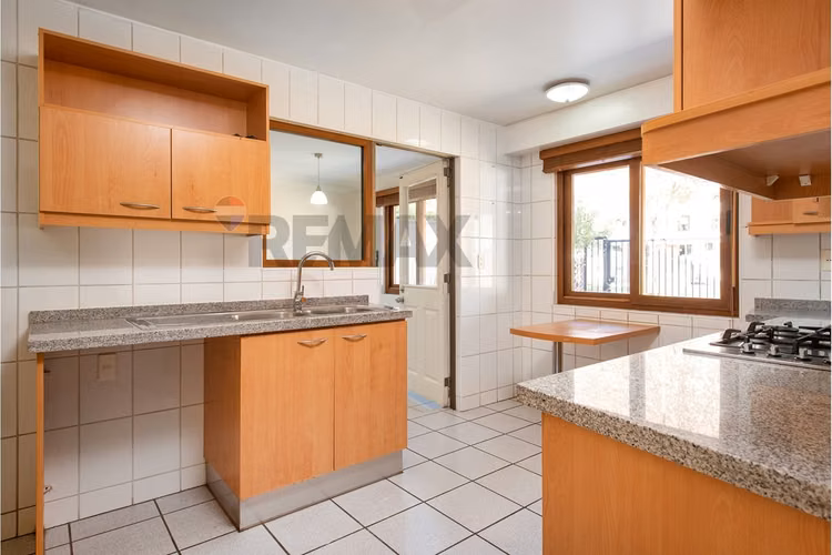 Condominio | 3d + escritorio + sala de estar - Imagen 16