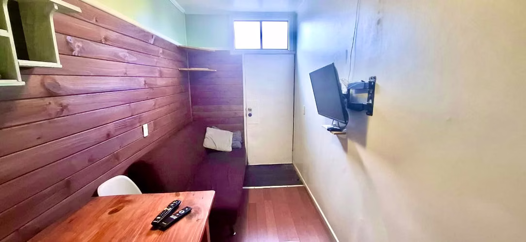 AMPLIA CASA CON CABAÑA INDEPENDIENTE EN ISLA SOFÍA - Imagen 24