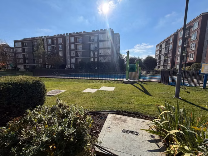 EN ARRIENDO DEPARTAMENTO EN CONDOMINIO PARQUE ALMAGRO