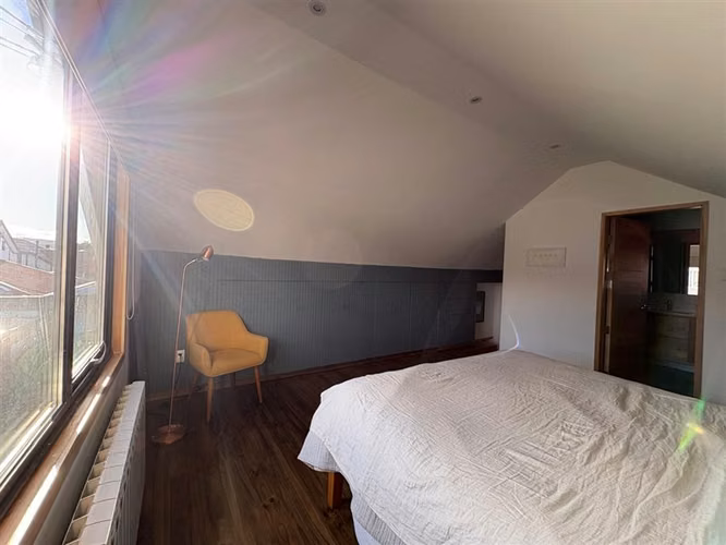 OPORTUNIDAD Moderna Casa Remodelada, Amoblada en El Golf. - Imagen 9