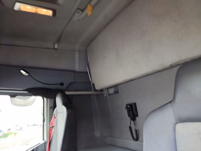 Tracto Renault Modelo T460 6x2