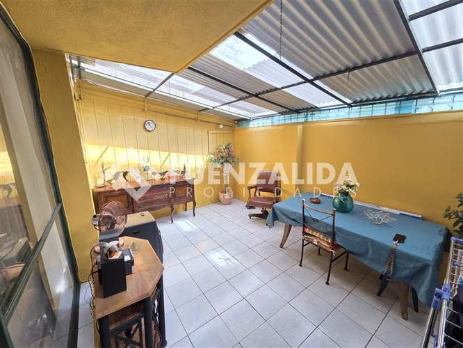 Casa en venta de 6 dorm. en Ñuñoa
