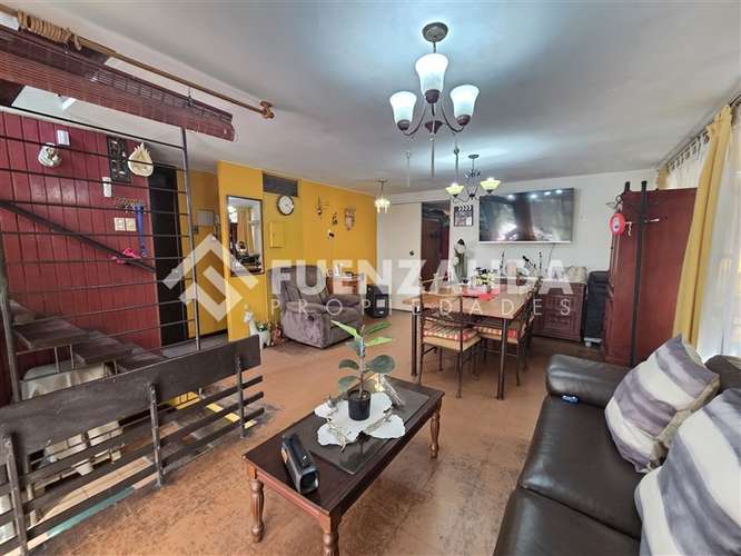 Casa en venta de 6 dorm. en Ñuñoa
