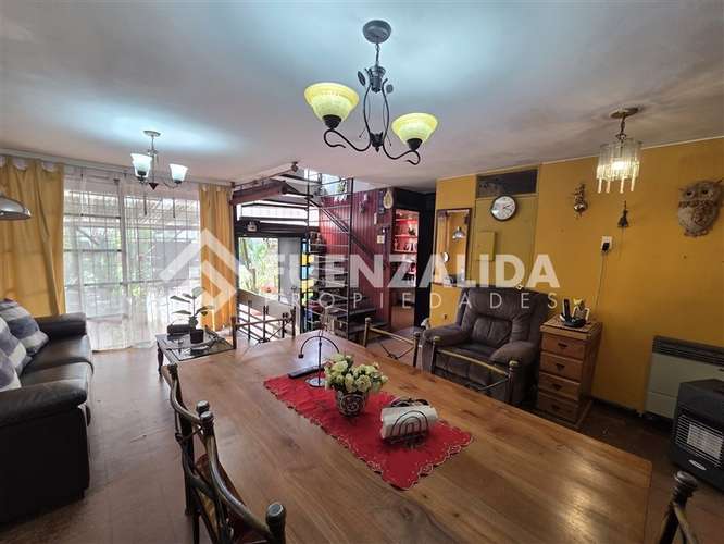 Casa en venta de 6 dorm. en Ñuñoa
