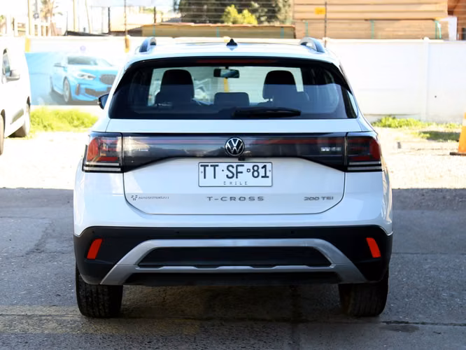 VOLKSWAGEN T-CROSS 2025