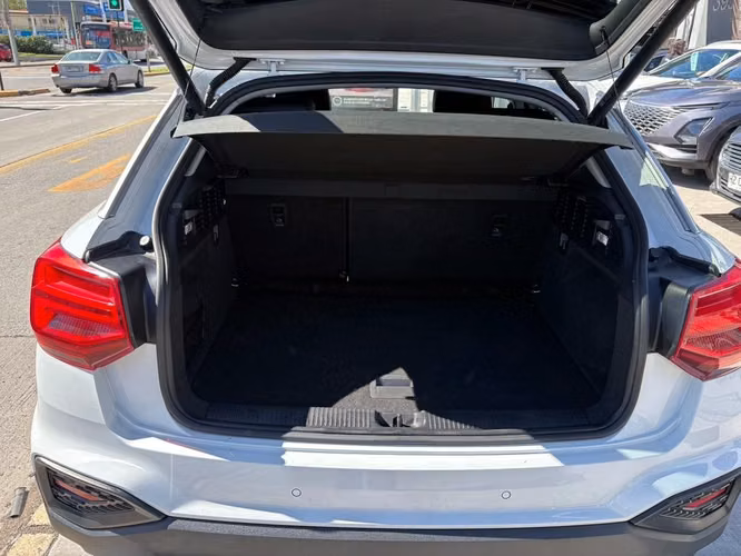 AUDI Q2 2021