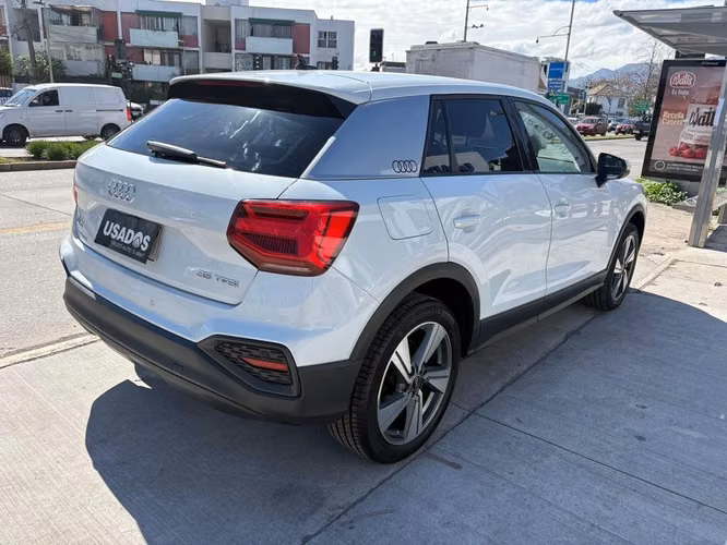 AUDI Q2 2021