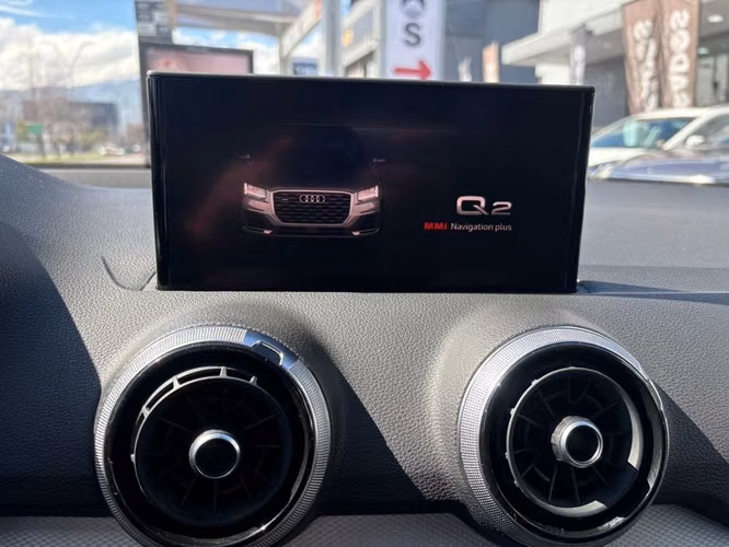 AUDI Q2 2021